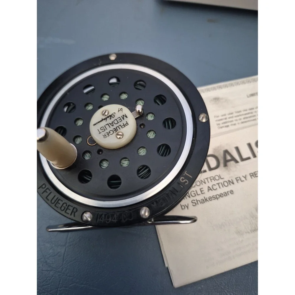 Pflueger Medalist 1494 Model Cj Fly Fishing Reel W Paperwork